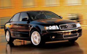Audi A4 Sedan 2000 года (NA)